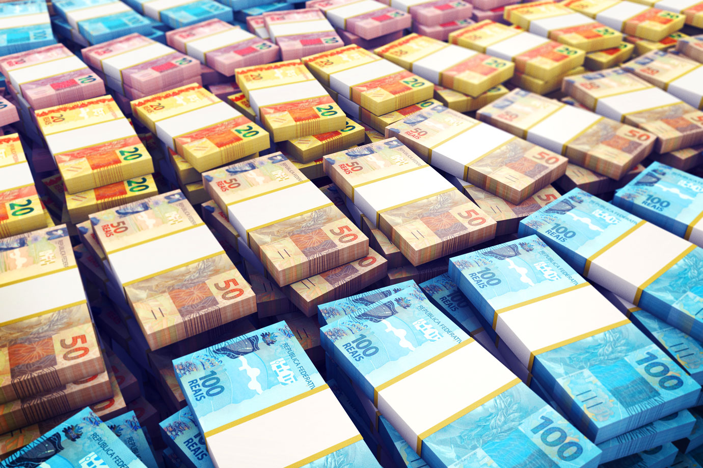 Papel-moeda tem recorde de circulação no País